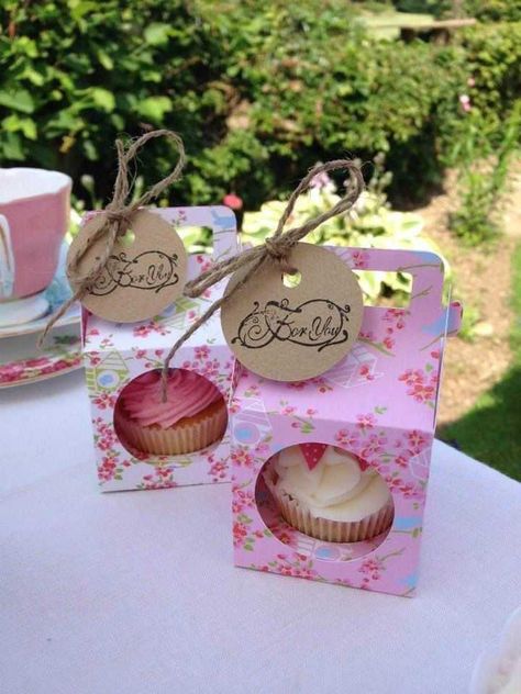 Dessert Boxes Packaging, Wedding Doorgift, Mini Tortillas, Boxes Packaging, Mini Cupcake, Dessert Boxes, Cupcake Boxes, Gift Cake, Packaging Ideas