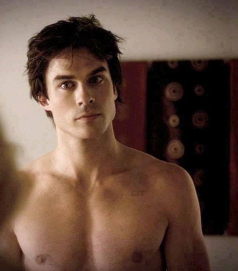 Damon Shirtless Pics, Body Appreciation, The Salvatore Brothers, Ian Joseph Somerhalder, Ian Somerhalder Vampire Diaries, Hottest Guys, Vampire Diaries Poster, Damon Salvatore Vampire Diaries, Hot Vampires