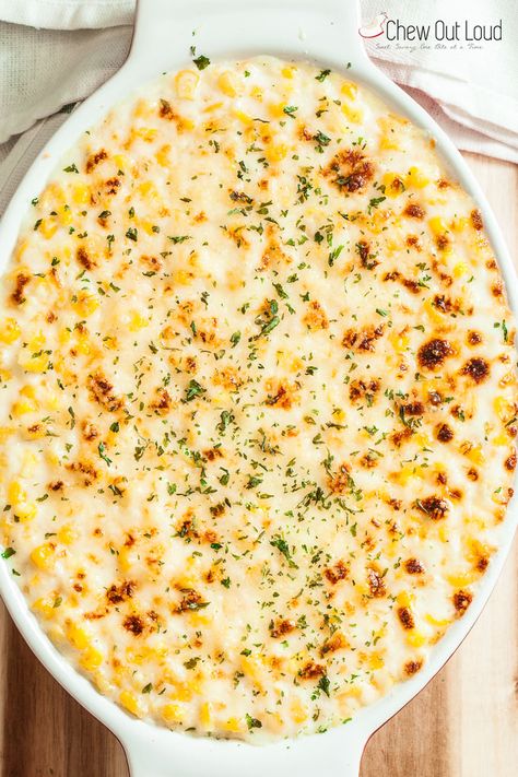 Corn Au Gratin, Southern Creamed Corn, Corn Thanksgiving, Slow Cooker Creamed Corn, Corn Recipes Side Dishes, Oreo Cookie Balls, Corn Side Dish, Creamed Corn Recipes, Cookie Balls