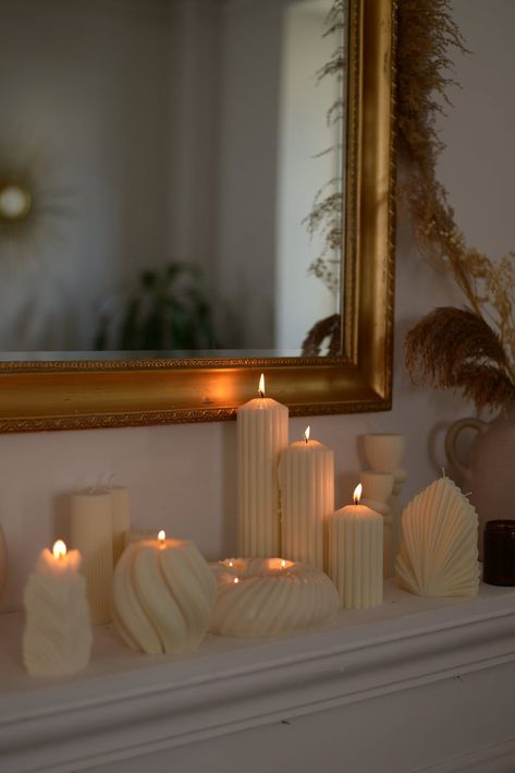 Medium Ivory Undyed Pillar Candlepillar Candle Set column Pillar Soy Candles Column Ribbed Candles wedding Decor - Etsy Poland Boho Candle Centerpieces, White Candles Aesthetic, Candle Setup Ideas, Candles Room Decor, Candle Shoot, Candles Wedding Decor, Candle Content, Ribbed Candles, Decorating With Candles