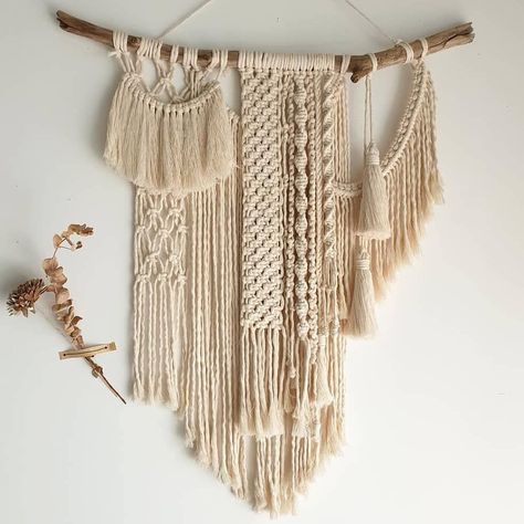 @fiberart Community On Instagram: “work Of @didee Designs • • • • • Asymmetrical Fun 😍 This One… | Macrame Design, Macrame 18C Pattern Living Room, Wall Art Macrame, Wall Decor Macrame, Macrame Headboard, Macrame Knots Pattern, Macrame Wall Hanging Patterns, Wall Hanging Diy, Macrame Wall Art, Macrame Patterns Tutorials