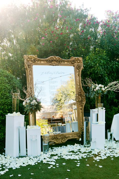 Photo Area Ideas, Reception Photo Booth, Furniture Black Friday, Mirror Seating Chart, Fairytale Wedding Theme, Elegant Wedding Themes, Ranch Resort, Southwest Wedding, Dream Wedding Decorations