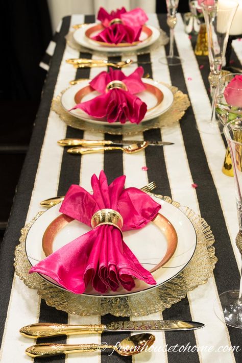 Kate Spade Inspired Table Setting | Looking for decor ideas for a Kate Spade party or wedding? Take a look at this black and white Kate Spade inspired table setting with pops of pink and gold. Kate Spade Christmas Tree, Kate Spade Christmas, Gold Table Decor, Kate Spade Party, Gold Table Setting, Kate Spade Bridal, Mercury Glass Candles, Mercury Glass Candle Holders, Black Napkins