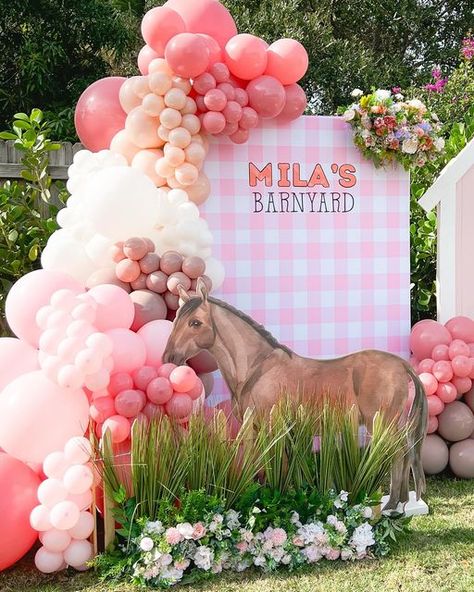 Katy on Instagram: "More snapshots from Mila’s Barnyard 🐄💕 @alexisestefaniadasilva #eventdecor #balloondecor #farmbirthdayparty #sarasotakids #srqlife #tampabay" Spirit Party Ideas, Spirit Birthday, Horse Birthday Cake, Barnyard Theme, Baby First Birthday Themes, Farm Themed Birthday Party, Horse Birthday Parties, Tenth Birthday, Cowgirl Birthday Party