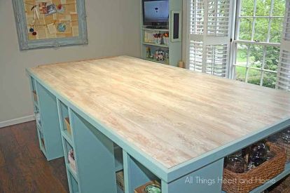 Craft Room Table, Craft Tables With Storage, Craft Tables, Craft Room Tables, Dream Craft Room, Craft Room Design, Diy Craft Room, Scrapbook Room, Ideas Craft