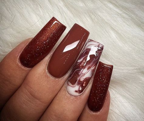 Nail Art Fall Colors, Fall Time Nails, Teal Acrylic Nails, Marbled Nails, Purple And Pink Nails, Maroon Nail Designs, Maroon Nail, November Nail Designs, Elegant Touch Nails