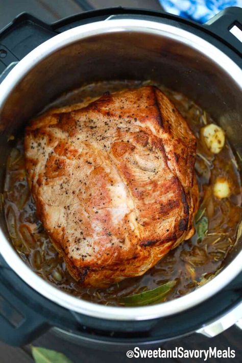 Instant Pot Pork Shoulder - Sweet and Savory Meals Slow Cook Pork Shoulder, Slow Cook Pork, Instant Pot Pork Shoulder, Boneless Pork Shoulder Roast, Braised Pork Shoulder, Pork Shoulder Recipes, Boneless Pork Shoulder, Shoulder Roast, Pork Shoulder Roast