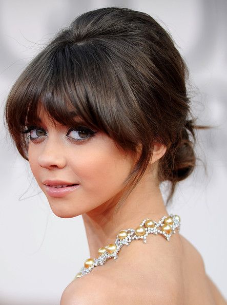 Medium Length Hair With Bangs, Half Updo Hairstyles, Smink Inspiration, Up Dos For Medium Hair, Wedding Guest Hairstyles, Updos For Medium Length Hair, Medium Length Hair Cuts, Celebrity Hairstyles, Bride Hairstyles