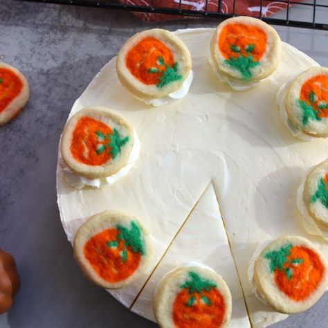 Sugar Cookie Cheesecake, Pillsbury Cookies, Pillsbury Sugar Cookies, Cookie Shapes, Cookie Cheesecake, Yummy Cheesecake, Pumpkin Sugar Cookies, Halloween Sugar Cookies, Holiday Pies