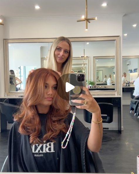 Bixie Colour Hair Salon Sydney on Instagram: "Cowgirl COPPER 🧡🧡 Things you need to know if you’re thinking about going copper. * Trust the process. Usually the colour developing on your head will look nothing like the end result, so don’t freak out while you’re sitting in the chair ( even tho we do sometimes till we get you to the basin to rinse 🙂😅) * Copper can be a high maintenance colour as it’s vibrancy fades the quickest, so regular glosses are essential, (although the fade is so pretty), I recommend every 6-8 weeks to maintain. * It’s FUN!!! From Auburn, to ginger to cowgirl brunette, there’s a shade for everyone. Now… have we convinced you try to #cowgirlcopper? 🥰 #hairtransformation #hairtutorial #cowgirlcopper #copperhairinspo #bixieblend" Cowboy Copper Lowlights On Blonde Hair, Balayage Auburn Hair, Copper Cowgirl Hair, Cowgirl Copper, Brunette To Copper Hair, Blonde To Copper Hair Before And After, Cowgirl Copper Hair, Hair Chart, Trust The Process