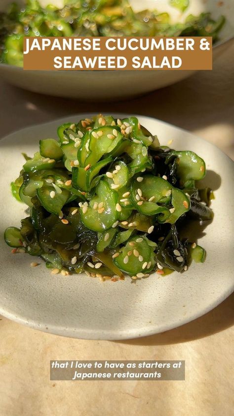 Sunomono Salad, Japanese Cucumber, Asian Cooking, Cucumber Salad, Vegetable Side Dishes, Seaweed Salad, Interesting Food Recipes, Asian Food, Diy Food Recipes