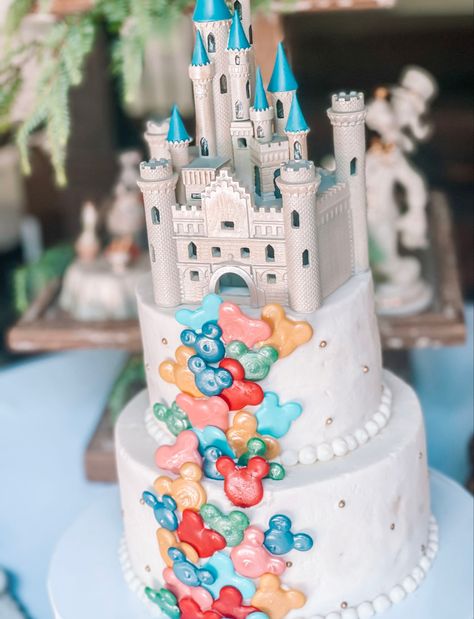 Disney Baby Shower Cake, Disney Birthday Cakes, Disney Baby Shower, Disney Birthday, Baby Shower Cake, Disney Stuff, Shower Cake, Baby Disney, Baby Shower Cakes