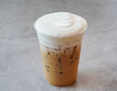 How To Make Starbucks Cold Foam At Home With Creamy Recipes Starbucks Cold Foam, Cold Foam At Home, Salted Caramel Recipe, Starbucks Breakfast, Starbucks Vanilla, Caramel Recipe, Nitro Coffee, Raw Pumpkin Seeds, Creamy Recipes