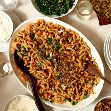 Spaghettata di Mezzanotte (Pasta with Anchovies, Capers, and Tomato Sauce) | SAVEUR Pasta With Anchovies, Cannellini Bean Salad, Anchovy Pasta, Anchovy Recipes, Pasta Toppings, Pasta Italiana, Caesar Salad Recipe, Tomato Sauce Recipe, Yummy Pasta Recipes