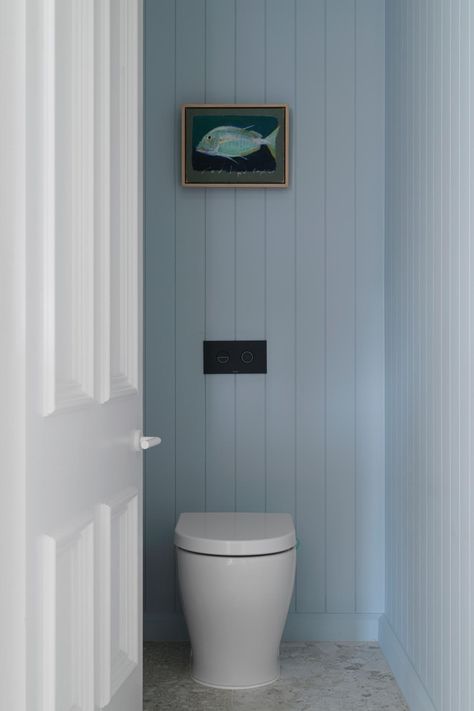 BERRY HOUSE - Cedar & Suede Blue Toilet Room, Colorful Powder Room, Blue Powder Room, Blue Toilet, Tiny Powder Room, Industrial Style Bathroom, Downstairs Loo, Country Bathroom, Color Wall