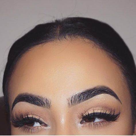 High Arch Eyebrows, Different Eyebrow Shapes, Slay Makeup, Arched Eyebrows, Eyebrows On Fleek, Cake Face, Best Hair Styles, Perfect Eyebrows, Perfect Brows