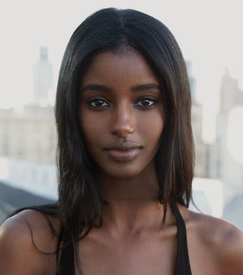 Beautiful Dark Skin Beauty, Model Face, Dark Skin Women, Foto Art, African Beauty, Dark Beauty, Black Is Beautiful, Beautiful Black Women, Pretty Face