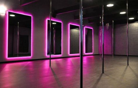 Pole Studio Design Ruang Dance, Dance Room Decor, Gym Architecture, Dance Studio Design, Fitness Center Design, Pole Dance Studio, Dance Studio Decor, Home Dance Studio, Gym Lighting