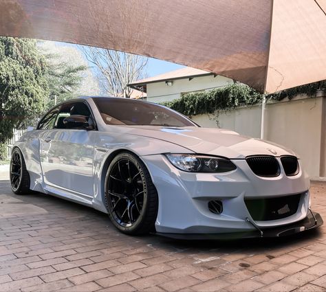 Rocket bunny pandem e93 m3 widebody Bmw #e92 #e93 #pandem Bmw Iphone Wallpaper, E90 335i, E92 335i, Bmw E93, E93 M3, E92 M3, Serie Bmw, Rocket Bunny, Мотоциклы Cafe Racers