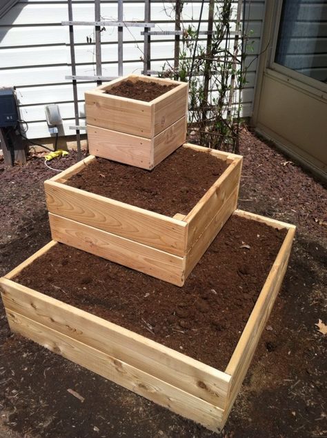 Tiered cedar planter. Layered Planter Boxes, Tier Planter Ideas, Three Tier Planter Ideas, Tiered Garden Planter, 3 Tier Planter Ideas, Tiered Planter Ideas, 3 Tier Planter Boxes, Tiered Planter Boxes, Diy Tiered Planter