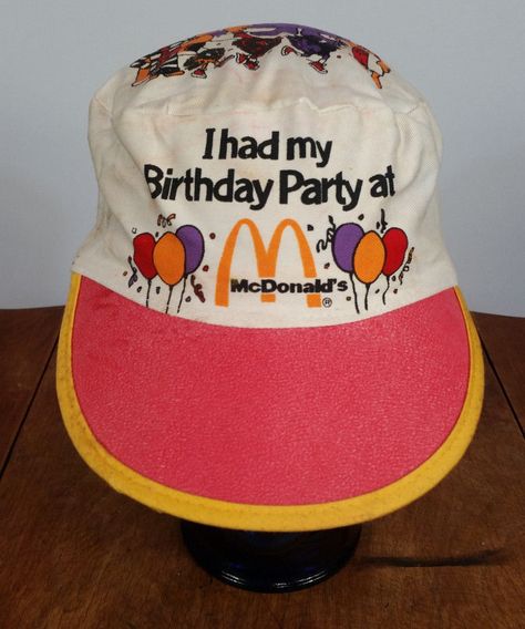 Retro Mcdonalds Aesthetic, Vintage Mcdonalds Aesthetic, Mcdonald’s Party, Mcdonald's Birthday Party, 90s Retro Party, 80s Mcdonalds, Mcdonalds Vintage, Mcdonald's Aesthetic, Mcdonalds Birthday Party