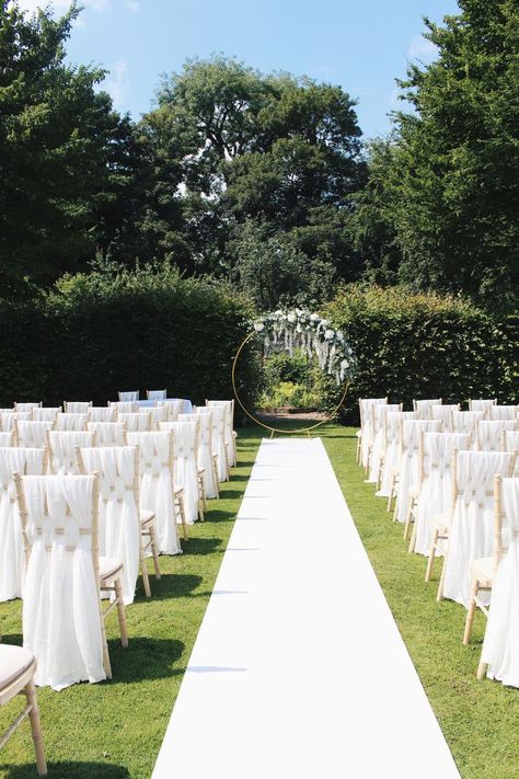 Outside Wedding Ceremonies, Ivory Carpet, Birthday Party Table Decorations, Ceremony Chairs, Chair Decor, Wedding Aisle Decorations, Birthday Party Tables, White Carpet, Aisle Decor