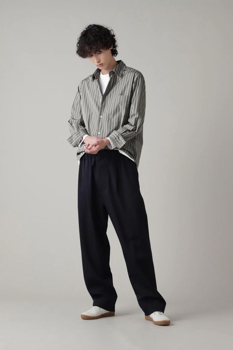 Zara Male Outfits, Mens Fashion Japanese, Japanese Androgynous Fashion, Japanese Casual Outfits Men, Japanese Man Style, Japanese Male Outfit, Normcore Outfits Men, Japanese Men’s Fashion, Japanese Americana Fashion Men