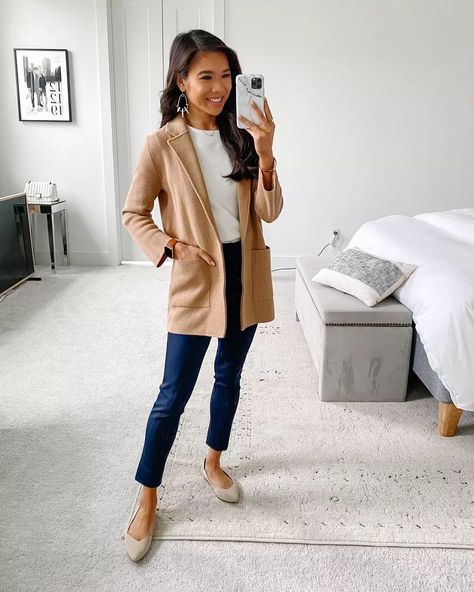 Cream Sweater Blazer Outfit, How To Style A Sweater Blazer, Jcrew Sweater Blazer Outfits, Jcrew Sweater Outfits, Sweater Blazer Outfits For Women, Sweater Blazer Outfit, Jcrew Sweater Blazer, Blazer Casual Outfit, Best Work Pants