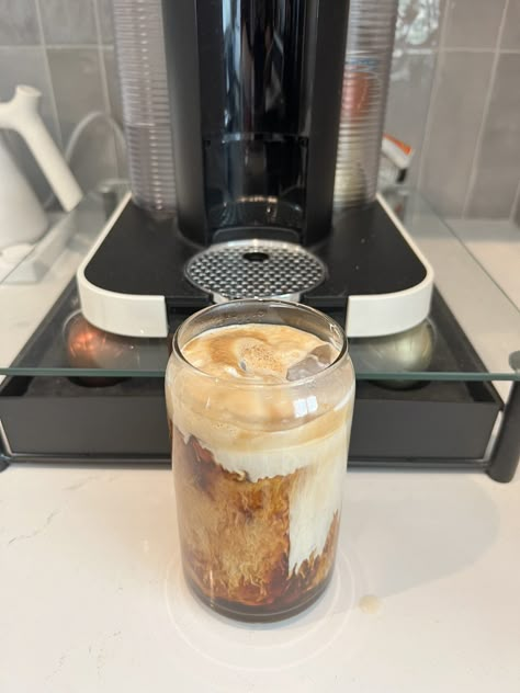 Nespresso Cold Brew, Nespresso Cold Brew Recipes, Nespresso Iced Leggero Recipe, Ice Coffee Nespresso, Keto Nespresso Recipes, Nespresso Americano Recipe, Iced Coffee Recipe Nespresso, Nespresso Coffee Ideas, Nespresso Bianco Doppio Recipe