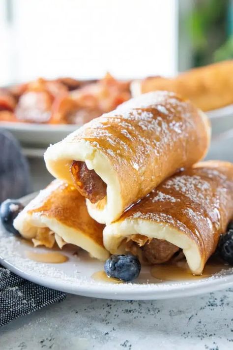 Buttermilk Pancake Pigs in a Blanket - Reluctant Entertainer Pigs In A Blanket Recipe, Sausage And Bacon, Pancake Sausage, Sausage Wrap, Buttermilk Pancake, Breakfast Recipes Easy Quick, Recipe For Breakfast, Breakfast Wraps, Holiday Eating