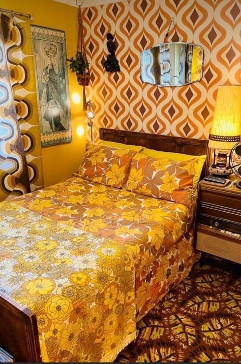 1970 Bedroom Decor, 60s Bedroom Aesthetic Retro, 1960s Bedroom Aesthetic, 1970s Bedroom Aesthetic, 1970 Bedroom, Groovy Architecture, 70s Bedrooms, 70s Interior Design Bedroom, 60s Bedroom Aesthetic