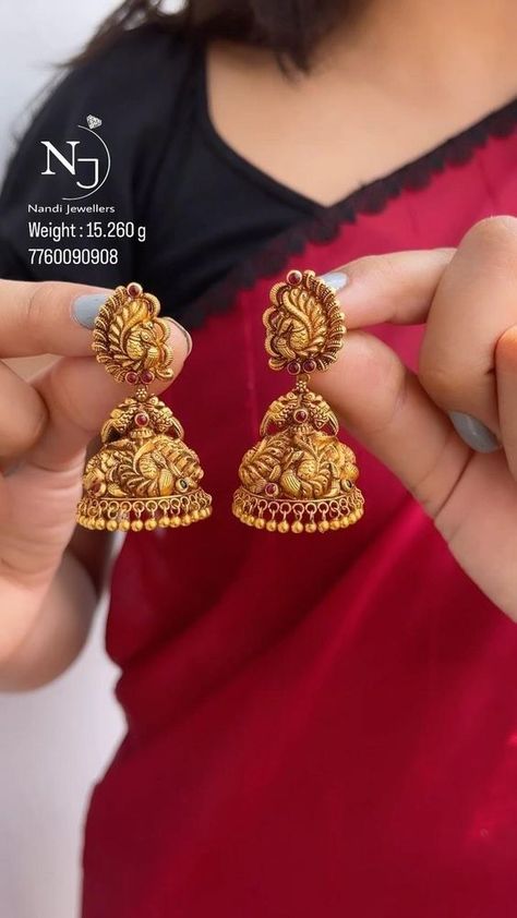 Gold peacock jhumka Weight : 15.260 grams Gold : 22 carat Gold colour : Red antique #jhumka #gold #jewelry #wedding #reels #foryou #love #fashion #design #jewellery #style #explore #instagram #photo #women #earrings #instalike #bride #handmade #fashionblogger Antique Gold Jhumka, Gold Earrings For Bride, Peacock Earrings Indian Gold, Gold Jhumka Earrings Bridal, Jumkas Gold, Murali Krishna, Gold Jumkas, Gold Jewelry Wedding, Antique Jhumka