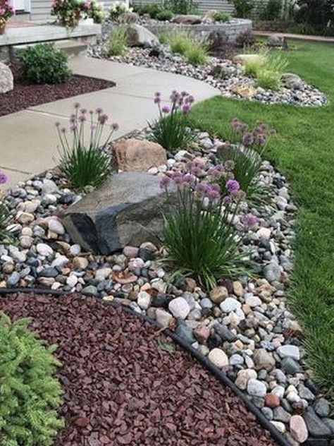 Xeriscape Front Yard, Small Front Yard Landscaping, Rock Garden Design, Front Yard Garden Design, Landscaping With Large Rocks, Front Landscaping, Rock Garden Landscaping, Stone Garden, Front House Landscaping