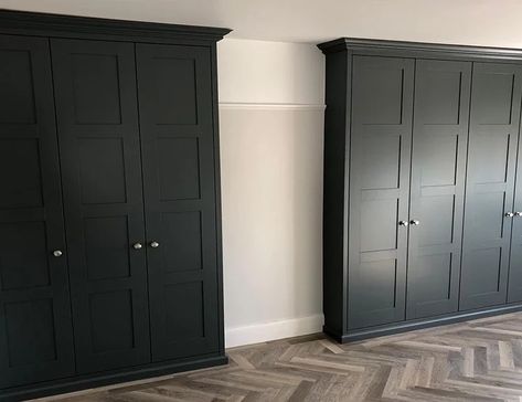 Black Built In Wardrobe Bedroom, Black Fitted Wardrobes Bedroom, Black Wardrobe Bedroom, Black Fitted Wardrobes, Replacement Wardrobe Doors, Traditional Wardrobe, Fitted Wardrobes Bedroom, Bedroom Built In Wardrobe, Bedroom Cupboards