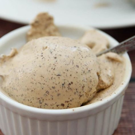 Kitchen Aid Ice Cream, Coffee Ice Cream Recipe, Heath Bar, Cuisinart Ice Cream, Flavored Ice, Ice Cream Maker Recipes, Homemade Ice Cream Recipes, Coffee Ice, Sorbet Recipes