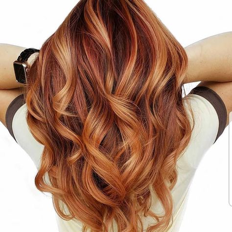 Red And Blonde Hair, Pumpkin Spice Hair Color, Pumpkin Spice Hair, Red And Blonde, Copper Balayage, Ginger Hair Color, Autumn Ideas, Gorgeous Hair Color, Copper Hair Color