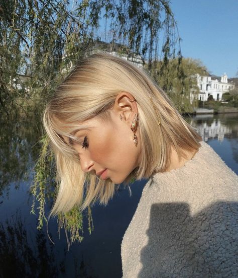 Xenia Adonts, Blonde Hair Inspiration, Blonde Hair Looks, Haircuts Straight Hair, Penteado Cabelo Curto, Short Blonde Hair, Cut My Hair, Hair Inspo Color, Bad Hair