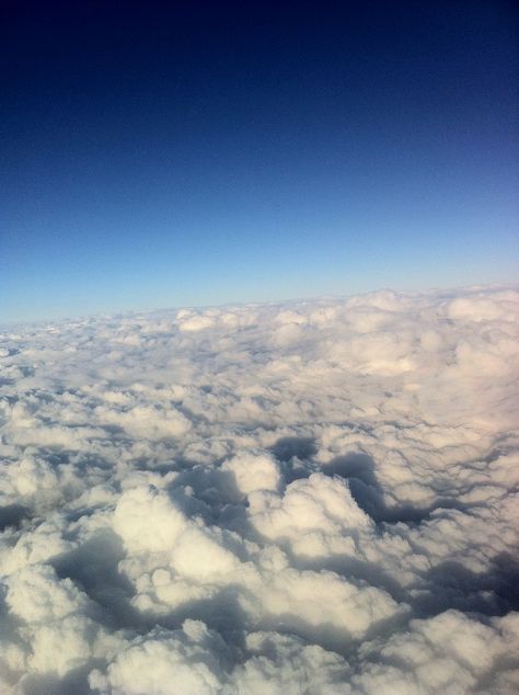 Clouds from above! Clouds From Above, Dark Castle, Painting Class, Looking Up, Castle, Art Inspiration, Photoshop, Art, Nature