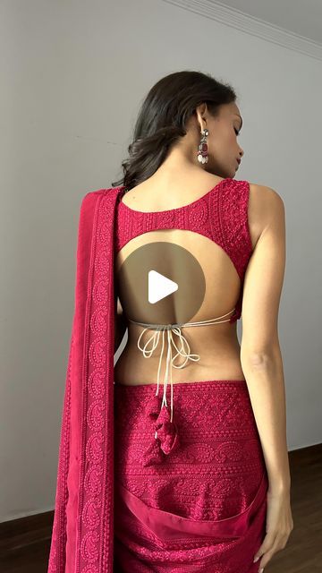 Monalisha Mahapatra on Instagram: "Open back saree draping ❤️ 

#sareedraping #summer #ootd #mermaid #indianwedding" Mermaid Saree Draping, Unique Saree Draping, Mermaid Saree, Modern Drape, Saree Drape, Saree Draping, Drape Saree, Summer Ootd, Open Back