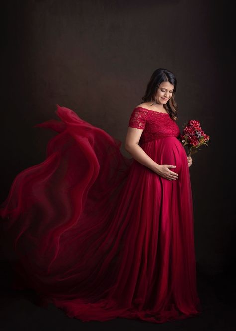 Maternity Gown Poses, Maternity Photo Shoot Ideas With Daughter, Maternity Poses Single Indoor, Maternity Frocks, Maternity Gowns Indian, Shower Poses, Maternity Shoot Dress, Single Pictures, Maternity Gown Photography