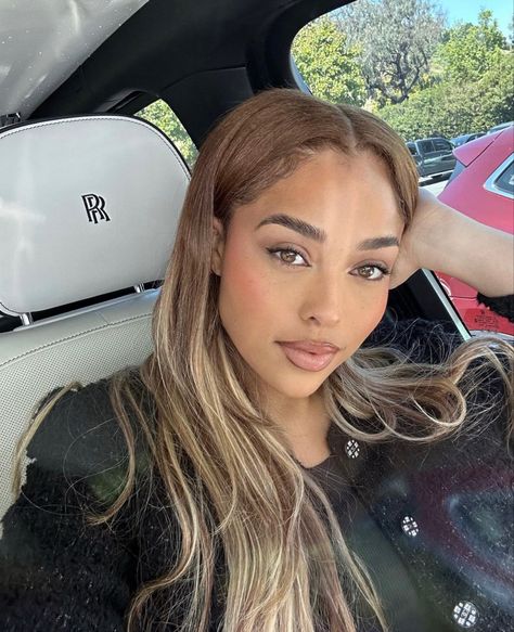 Jordyn Woods Blonde Hair, Jordyn Woods Blonde, Jordyn Woods Hair, Jodie Woods, Jordan Woods, Hair Remedies For Growth, Jordyn Woods, Picture Inspiration, Hair Remedies