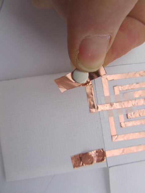 Electronics Jewelry, Soft Circuits, Copper Tape, Paper Circuits, Speaker Box, Electronics Projects Diy, Electronic Engineering, Electronics Circuit, Arts Ed