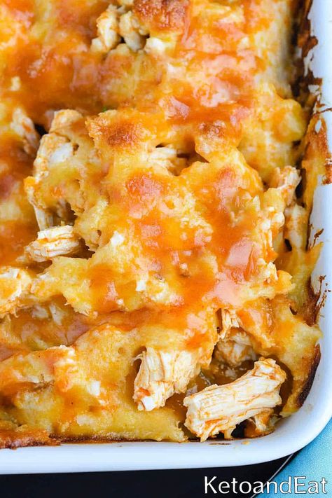 Keto Buffalo Chicken Casserole - Low Carb Recipe Keto Chicken Florentine Casserole, Ground Chicken Keto Recipes For Dinner, Keto Buffalo Chicken Casserole, Keto Chicken Alfredo Casserole, Low Carb Casserole Recipes, Chicken Florentine Casserole, Keto Buffalo Chicken, Chicken Alfredo Casserole, Low Salt Recipes