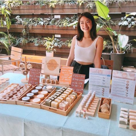 Skincare Display Table, Selling Soap At Farmers Market, French Soap Display, Soap Vendor Display, Soap Stands Display Ideas, Skincare Vendor Booth, Soap Table Display, Soap Farmers Market Display, Apothecary Market Display