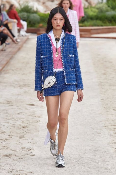 23 Runway, Resort 23, Runway Magazine, Moda Chanel, Chanel Resort, Resort 2023, Chanel Cruise, 2025 Fashion, Trends 2023