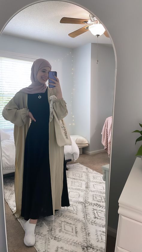 Muslimah Fashion Casual, Stylish Outfits Casual, Estilo Hijab, Modest Casual Outfits, Stile Hijab, Modesty Outfits, Mode Turban, Modest Fashion Hijab, Muslim Outfits Casual