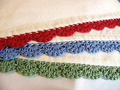 Little Pieces of My Life: Tea Towel Edges I love the edging! Crochet Edging Pattern, Crochet Dish Towels, Tea Towels Embroidery, Crochet Towel Topper, Crochet Kitchen Towels, Tea Towels Diy, Dishcloth Knitting Patterns, Crochet Towel, Crochet Edging Patterns