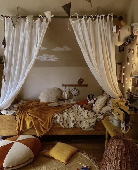 Countryside Nursery, Kids Tent, Crib Canopy, Kids Bedroom Inspiration, Baby Room Inspiration, Kids Room Inspiration, Baby Rooms, Trendy Mom, Nursery Baby Room