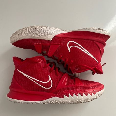 Nike Kyrie 7 University Red Basketball shoes mens 10.5 Red Volleyball Shoes, Vball Shoes, Vb Shoes, Kyrie Shoes, Zapatillas Nike Basketball, Basketball Shoes Kyrie, Kyrie Basketball, Nike Volleyball Shoes, Bb Shoes