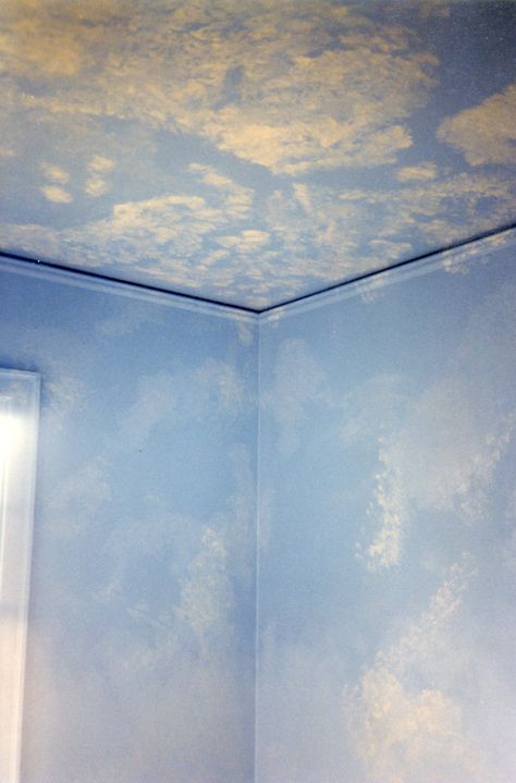 cloud walls Sky Painted Wall, Cloud Painted Walls, Ceiling Clouds Painting, Cloud Painting Ceiling, Cloud Wall Painting Bedrooms, Cloud Wall Paint, Cloud Wall Painting, Painted Wall Bedroom, Cloud Walls